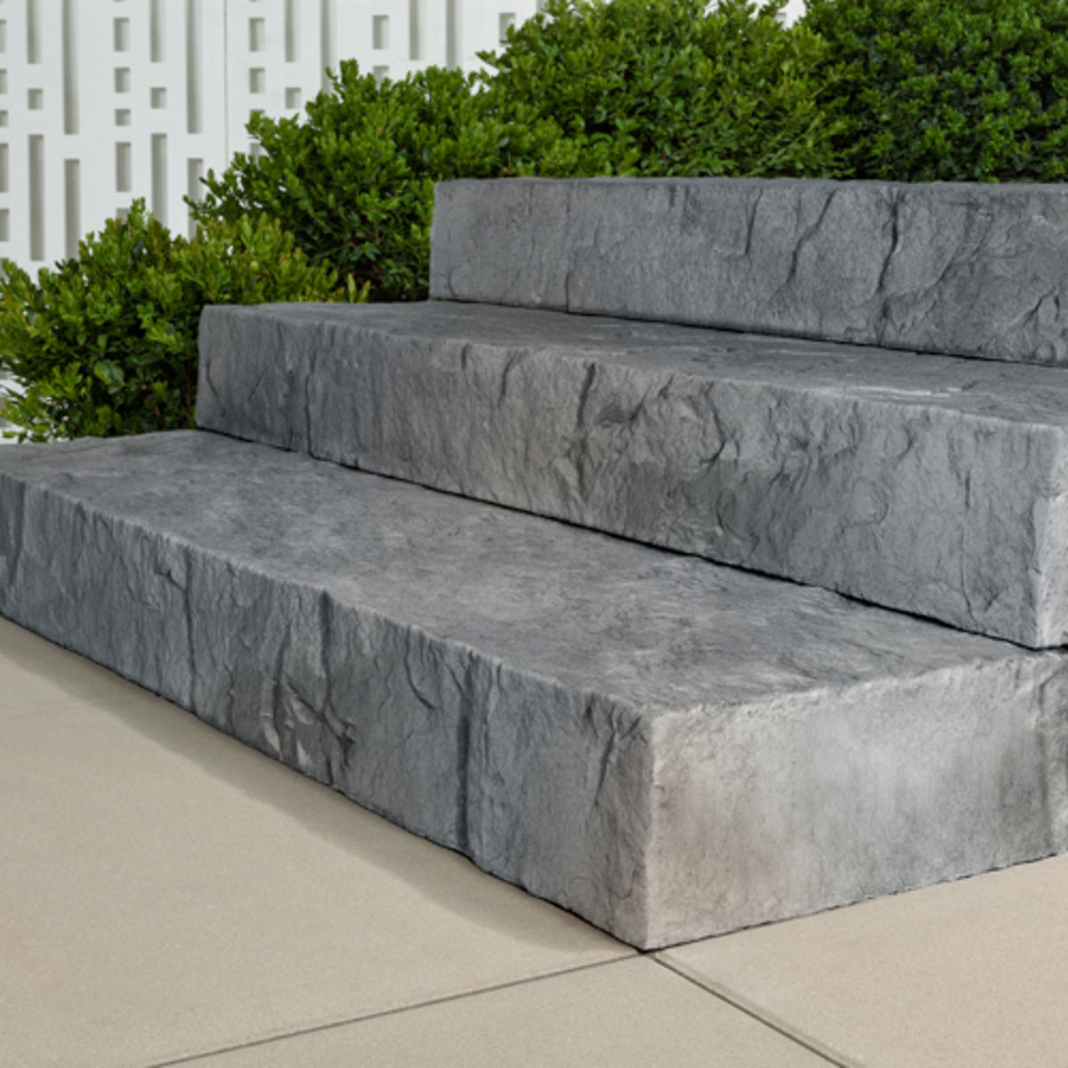 Arnts | Techo-Bloc Rocka Stone Step (48